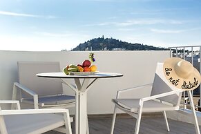 Acropolis Junior Suite