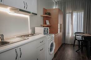 Elizabeth Queen Luxury Rooms