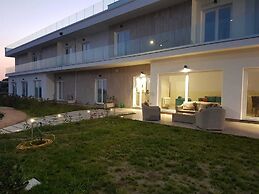 Sand Hotel
