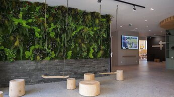 PlanB Hotel - Living Chamonix