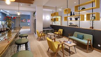 PlanB Hotel - Living Chamonix