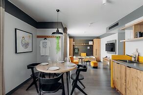PlanB Hotel - Living Chamonix
