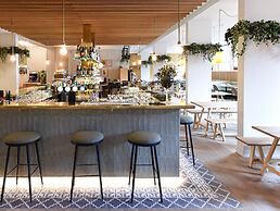 PlanB Hotel - Living Chamonix