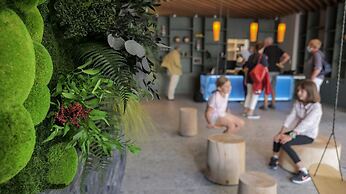 PlanB Hotel - Living Chamonix