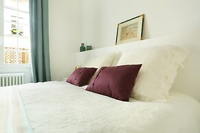 Sublime appartement Champs Elysees ( Chaillot)