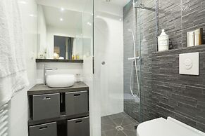 Sublime appartement Champs Elysees ( Chaillot)