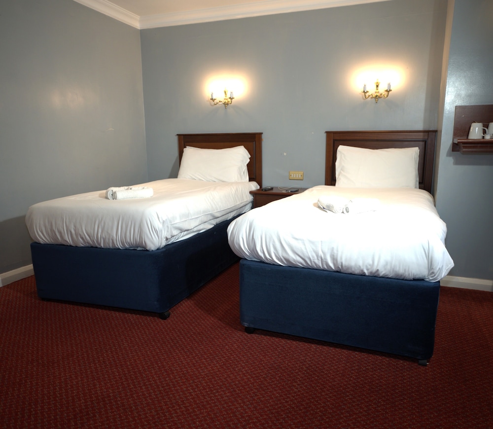 Consort Hotel & Urban Spa