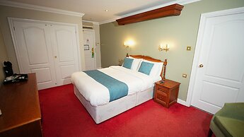 Consort Hotel & Urban Spa