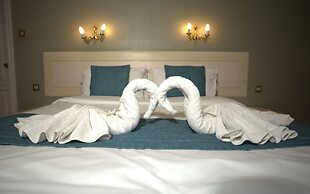 Consort Hotel & Urban Spa