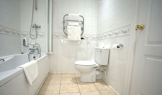 Consort Hotel & Urban Spa