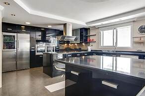 Beautiful Luxury Villa