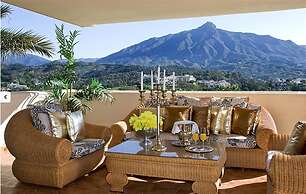 Unique Luxurious and Palacial Villa