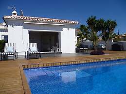 Great Beach Side Villa – Semi Heated Pool
