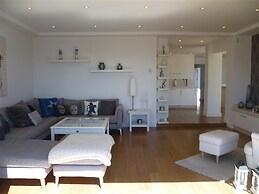 Great Beach Side Villa – Semi Heated Pool