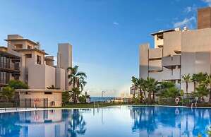 2 Beds Apartment with Private Pool