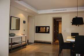 2 Beds Apartment with Private Pool