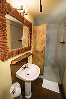El Club Hotel