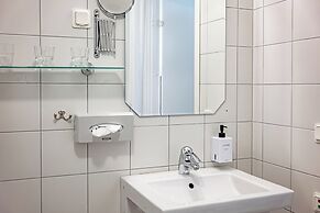 Injoy Park Hotel Solna