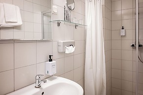 Injoy Park Hotel Solna