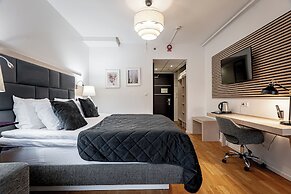 Injoy Park Hotel Solna