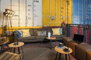 Moxy Southampton