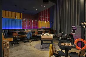 Moxy Southampton