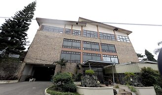 Tagaytay Haven Hotel