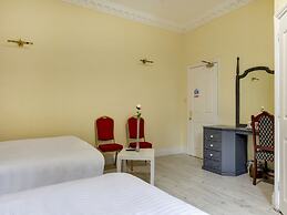 Empire Hotel