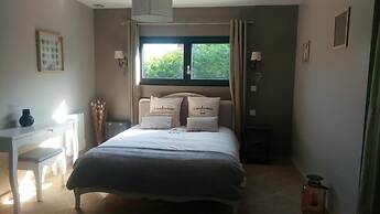 Cosy Wood House