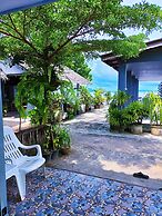 Kohmook Seaview Bungalow