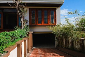 Truong Tinh Hotel