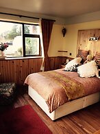 Kylemore Pass Hotel