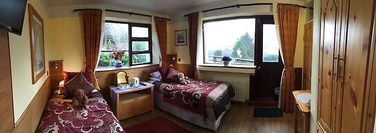 Kylemore Pass Hotel