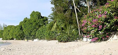 Emerald Beach 2 - Villa Allamand