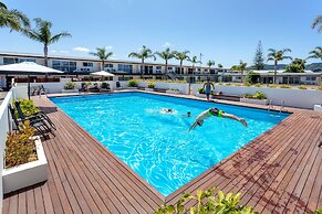 Palm Pacific Resort and Motel