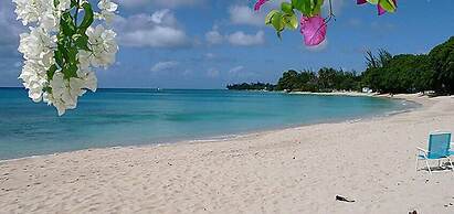 Emerald Beach 3 - Villa Ixoria