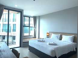 Atom Phuket Hotel