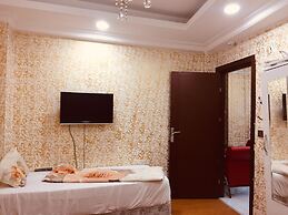 Deluxe Royal Apart