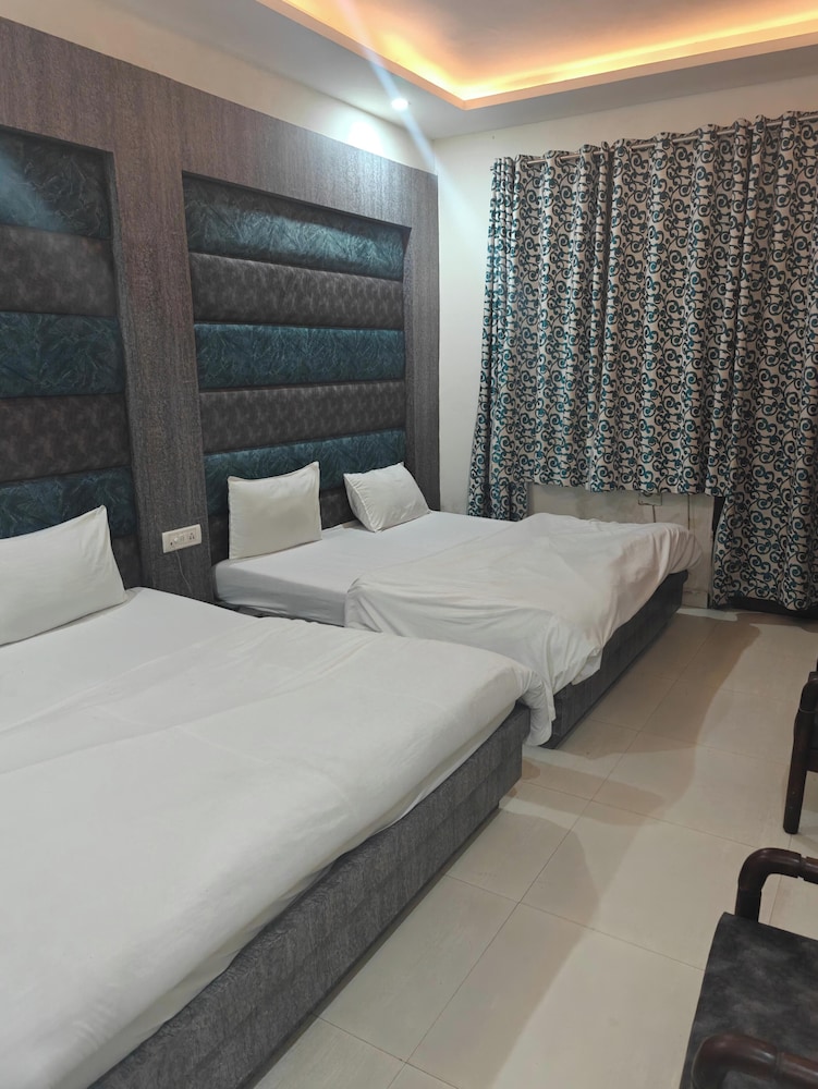 Hotel Jagdish Residency