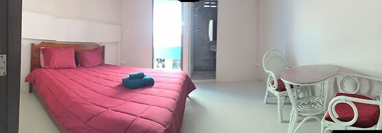 Smile Home Guesthouse