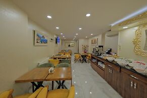 Grand Kavi Hotel