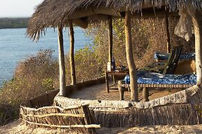 Mikes Camp Kiwayu