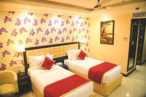 Sajjoys Hotel