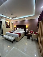 Sajjoys Hotel