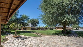 Kayova River Lodge