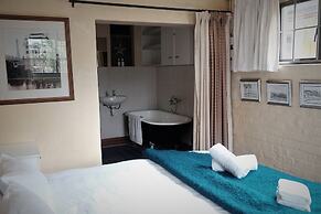 The Yard - Hostel