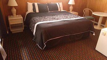 Bay Lake Inn (Frontiersman Motel)