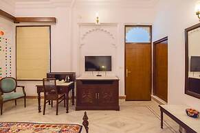 Hotel Raj Kuber