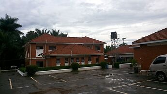 Slumberland Hotel