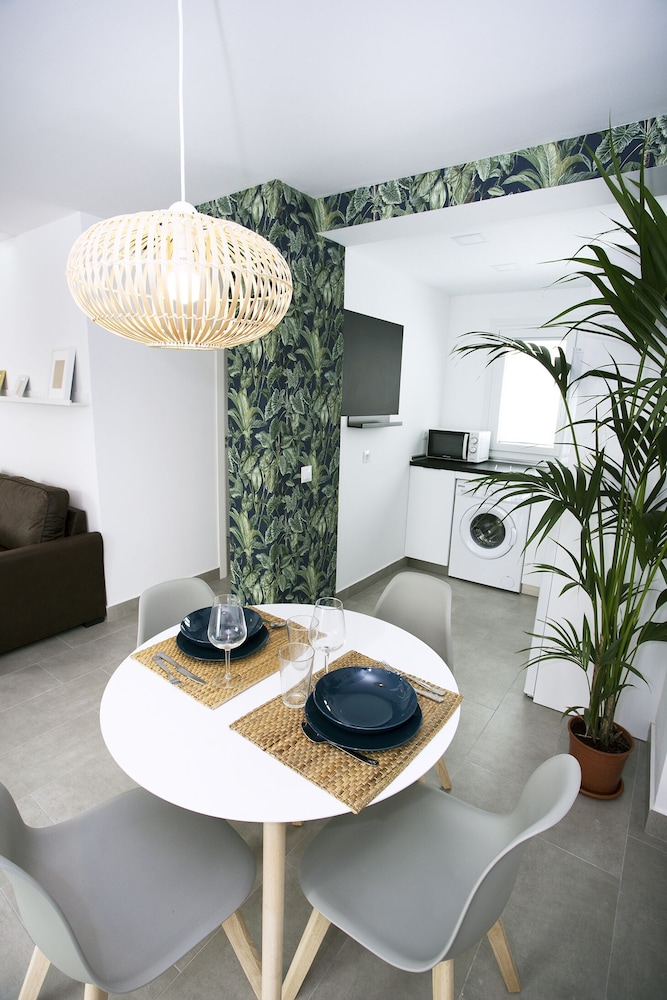 Mango & Tropical Apartment